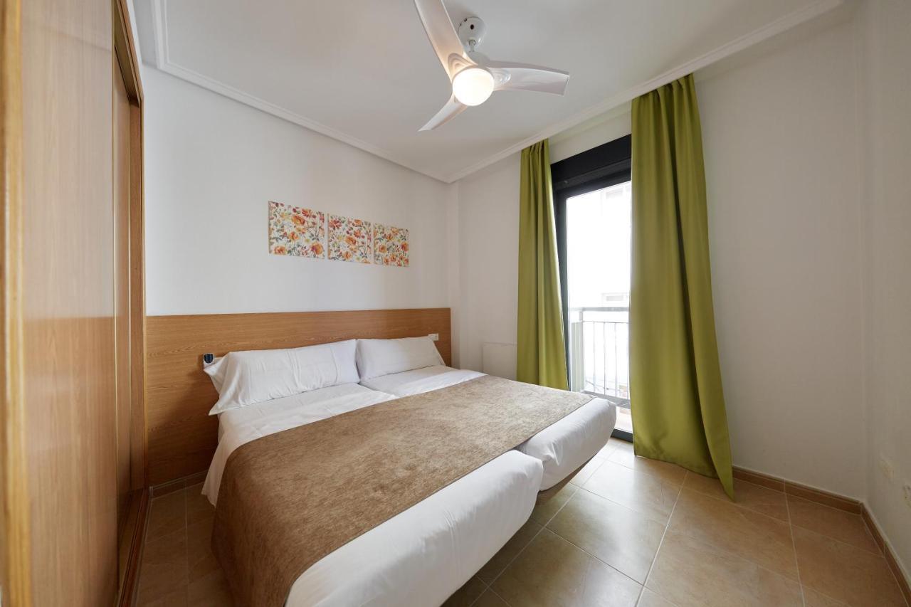 Apartamentos Wayteko Аликанте Екстериор снимка