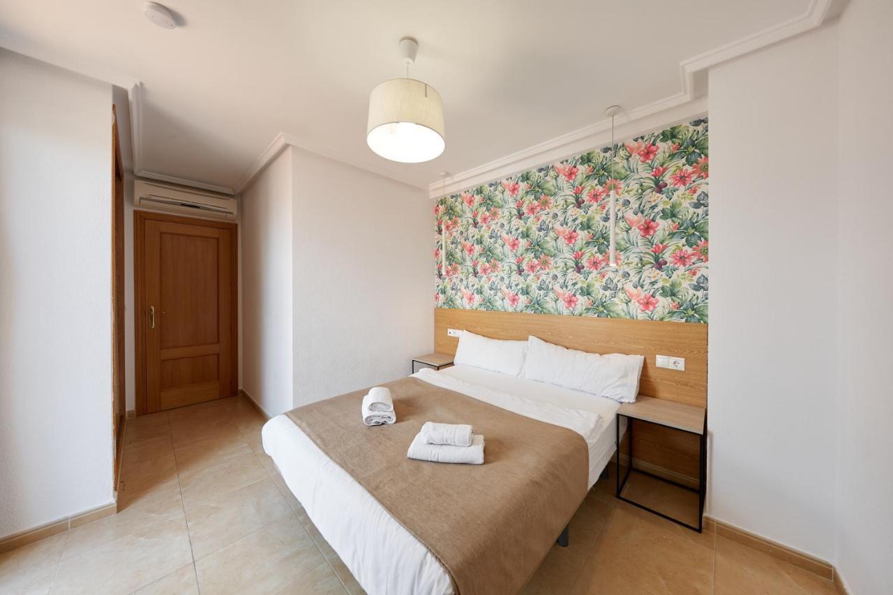 Apartamentos Wayteko Аликанте Екстериор снимка