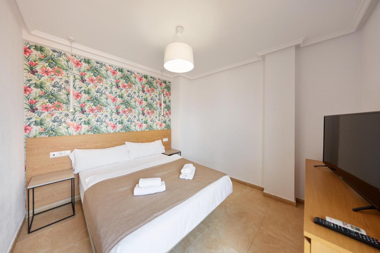 Apartamentos Wayteko Аликанте Екстериор снимка