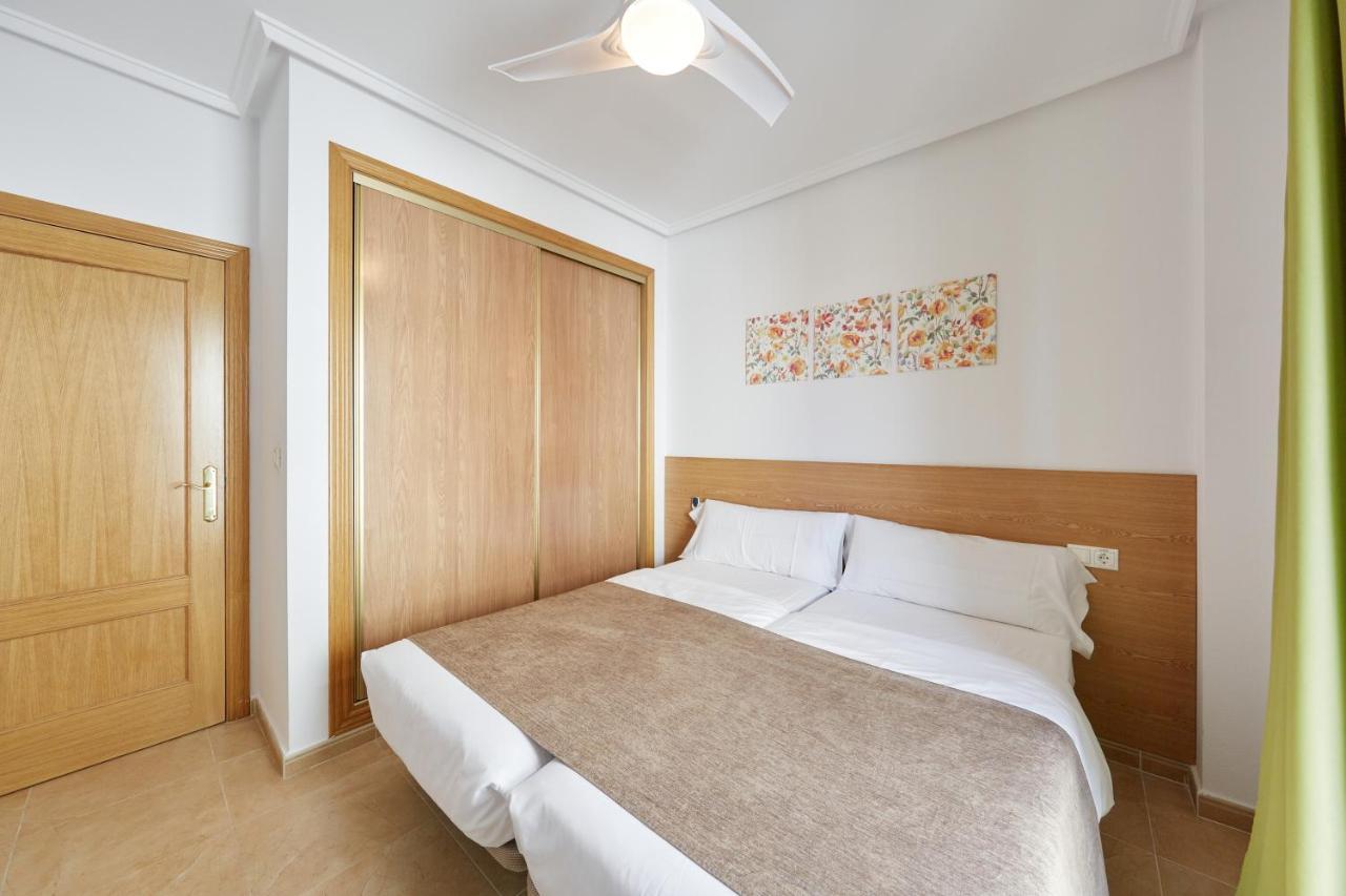 Apartamentos Wayteko Аликанте Екстериор снимка